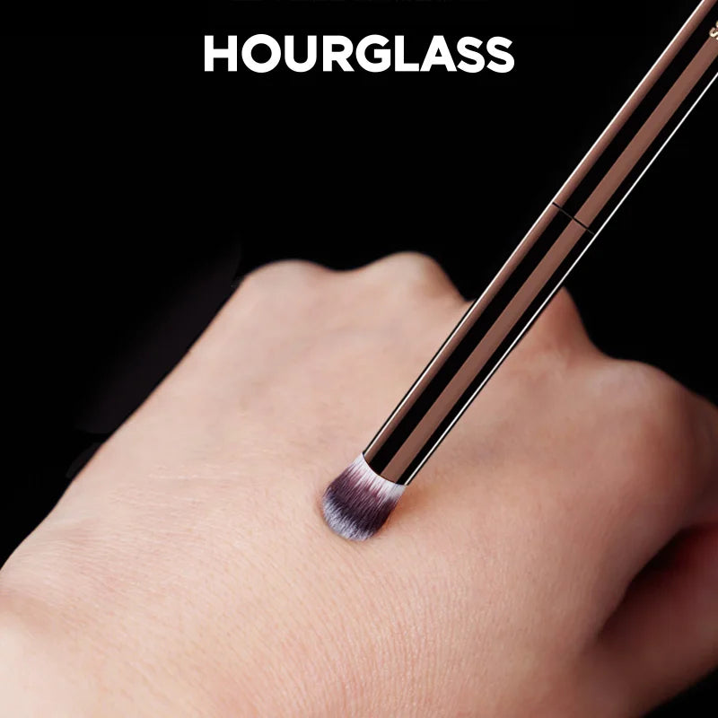 Professional Makeup Brush – Foundation, Powder & Blush Brush