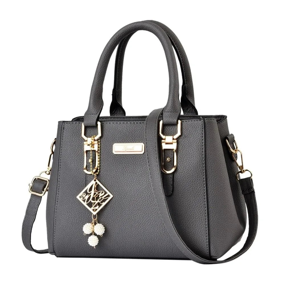 Chic Everyday Shoulder Bag – Spacious & Stylish