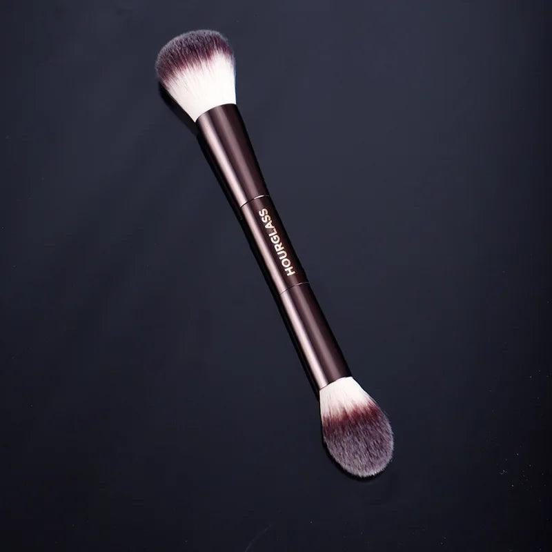 Professional Double-Ended Makeup Brush – Powder & Blending
